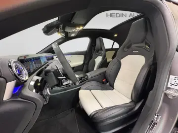 MERCEDES-BENZ AMG CLA 45 4M Coupé