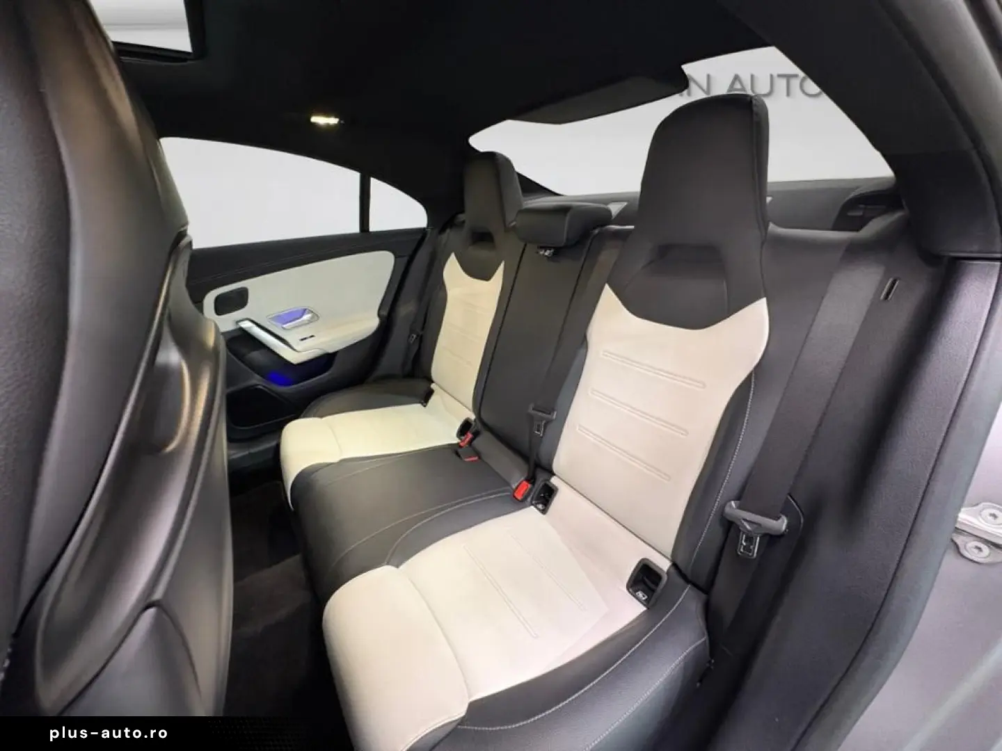 MERCEDES-BENZ AMG CLA 45 4M Coupé