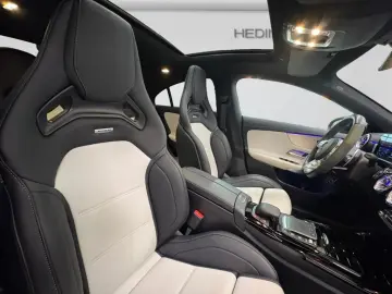 MERCEDES-BENZ AMG CLA 45 4M Coupé