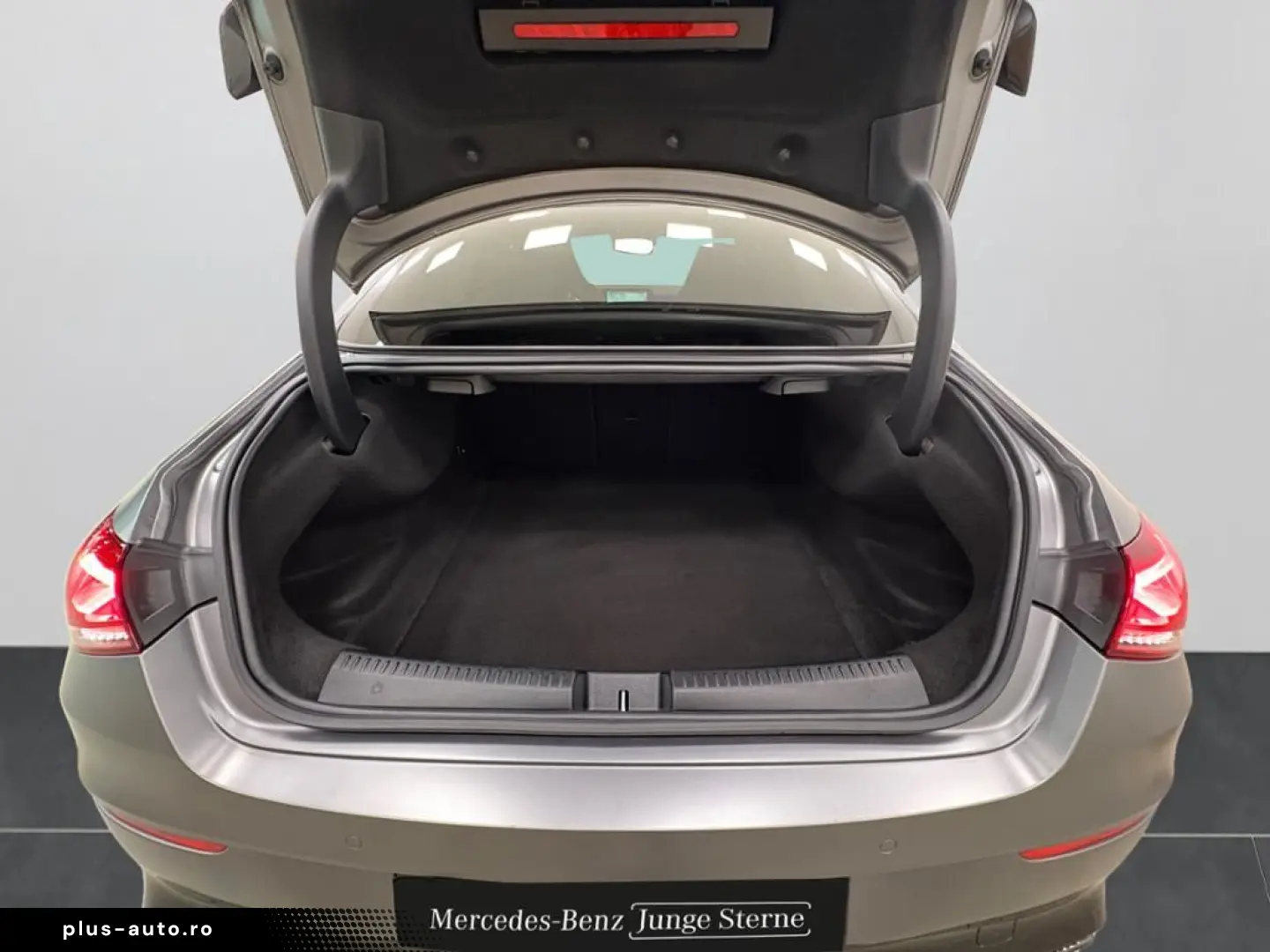 MERCEDES-BENZ AMG CLA 45 4M Coupé