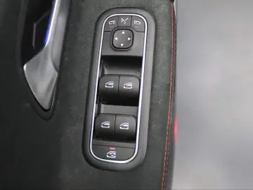 MERCEDES-BENZ CLA 45 AMG