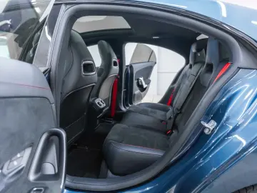 MERCEDES-BENZ CLA 45 AMG 4MATIC