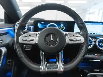 MERCEDES-BENZ CLA 45 AMG 4MATIC