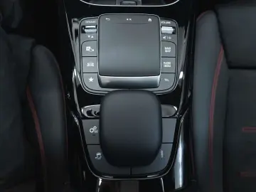 MERCEDES-BENZ CLA 45 AMG 4MATIC