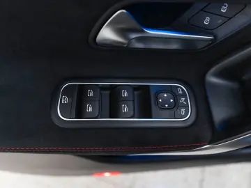 MERCEDES-BENZ CLA 45 AMG 4MATIC