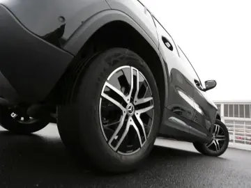 MERCEDES-BENZ GLA 200 d 4M