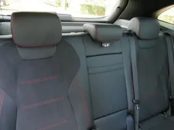 MERCEDES-BENZ GLA 250 4M AMG