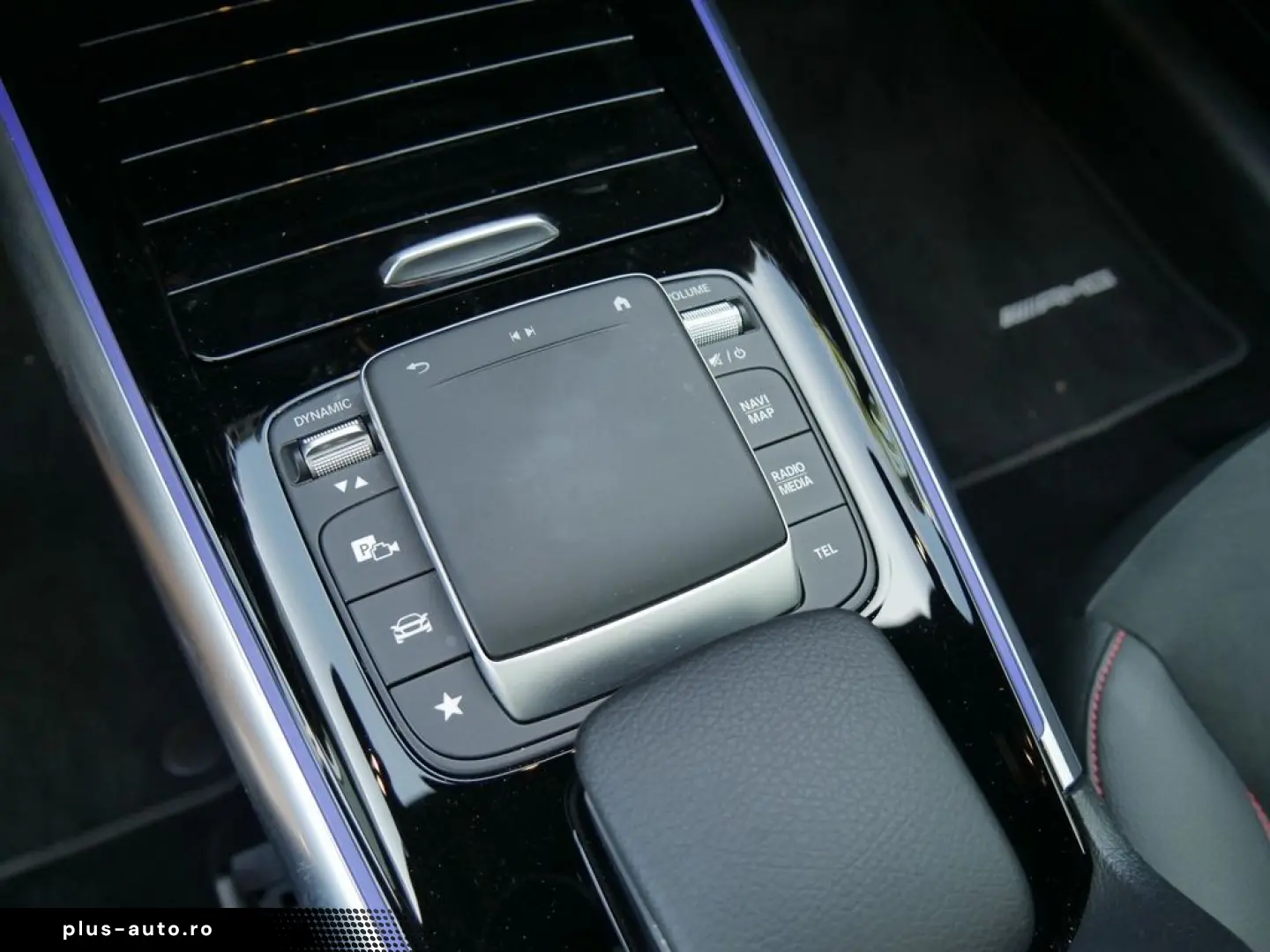 MERCEDES-BENZ GLA 250 4M AMG