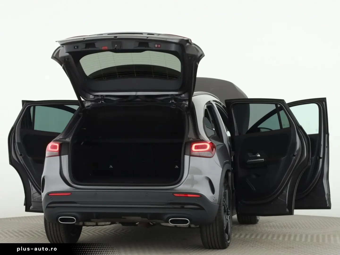 MERCEDES-BENZ GLA 200 4M AMG