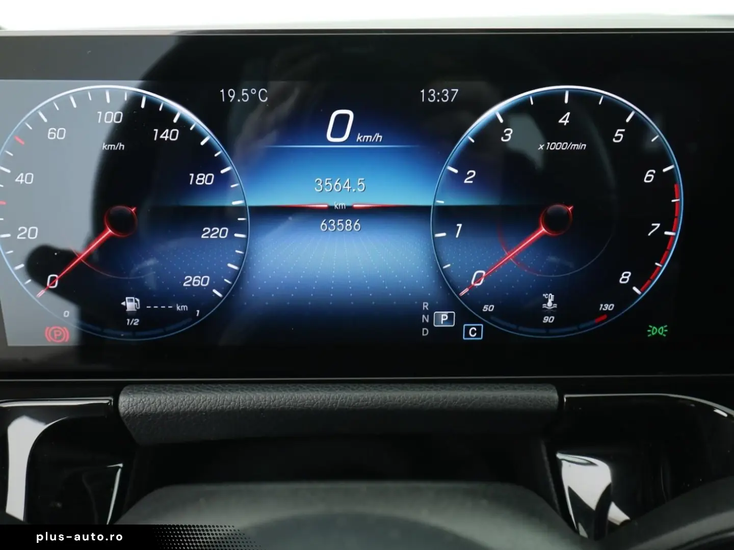 MERCEDES-BENZ GLA 200 4M AMG