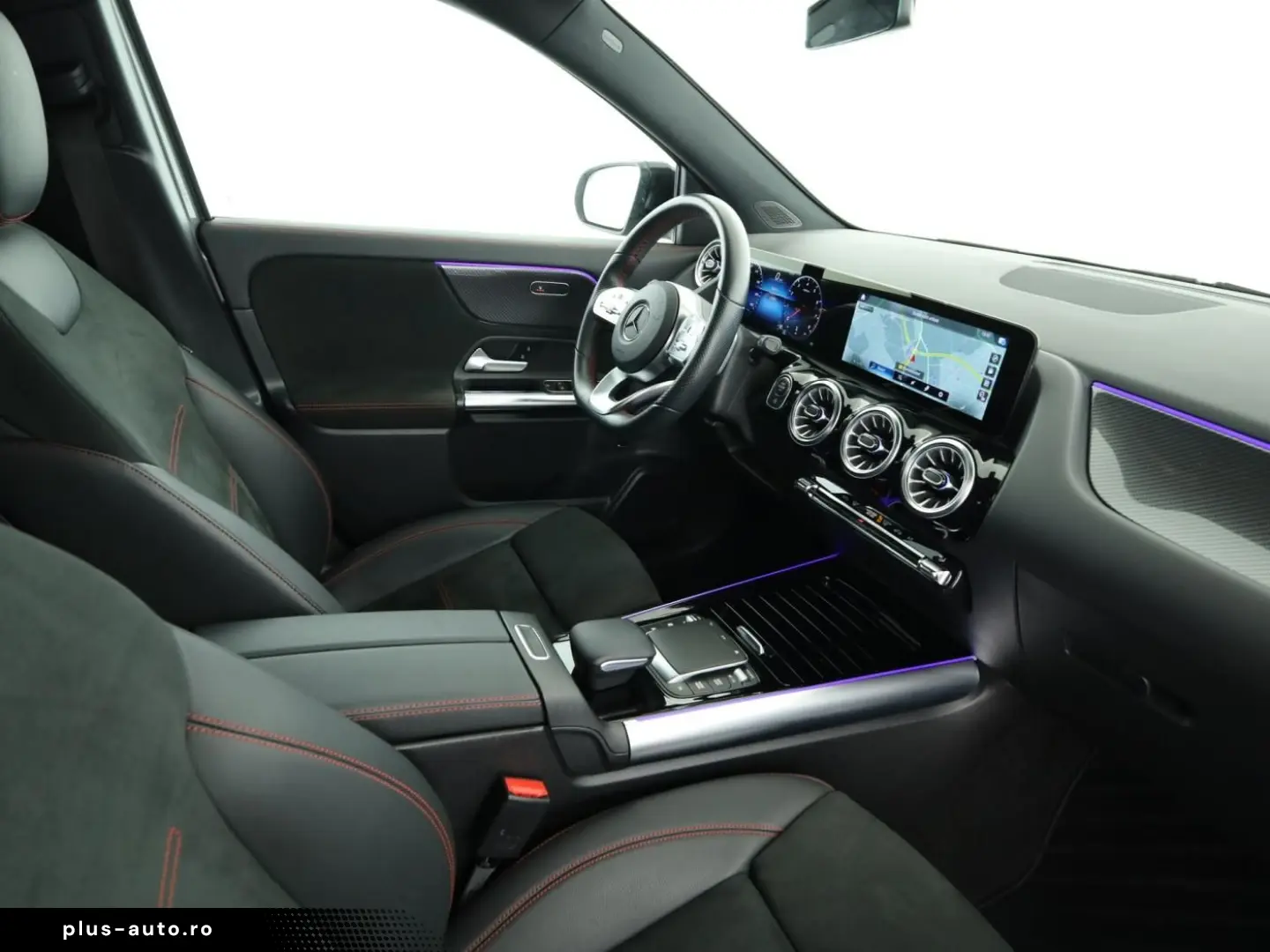 MERCEDES-BENZ GLA 200 4M AMG