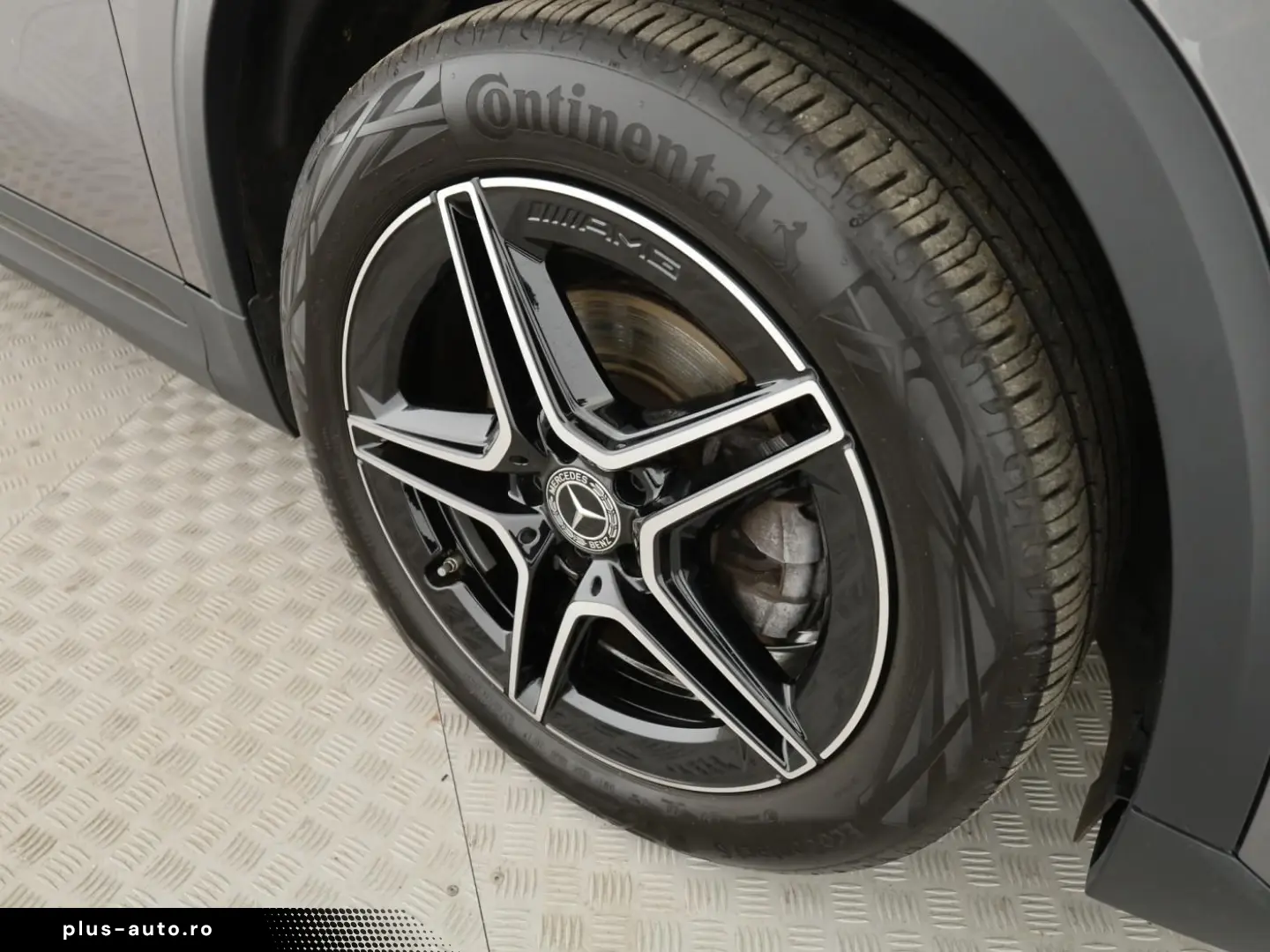 MERCEDES-BENZ GLA 200 4M AMG