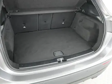 MERCEDES-BENZ GLA 200 4M AMG