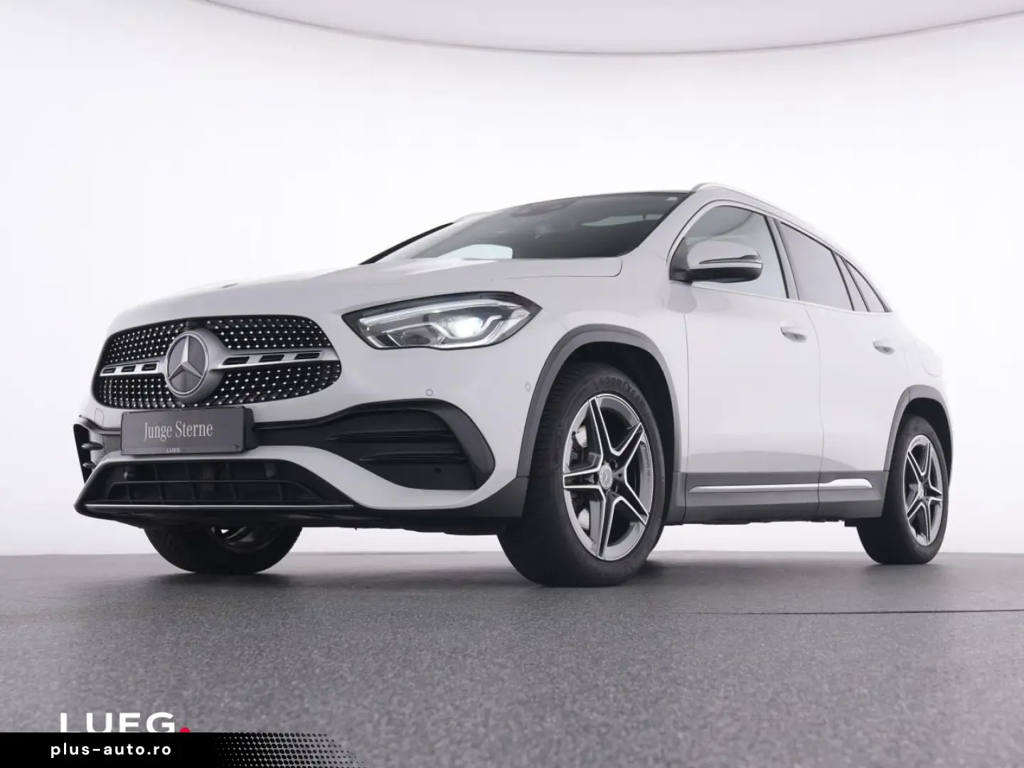 MERCEDES-BENZ GLA 250 4M AMG