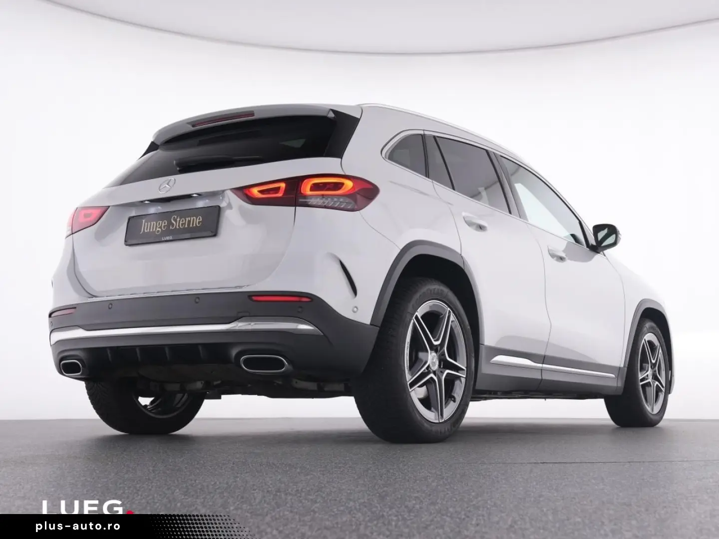 MERCEDES-BENZ GLA 250 4M AMG