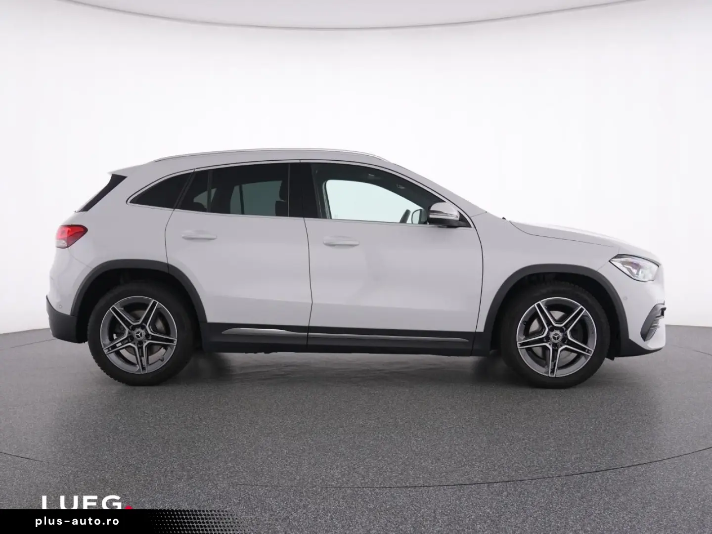 MERCEDES-BENZ GLA 250 4M AMG