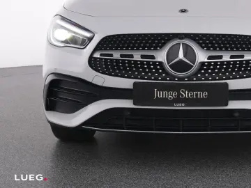 MERCEDES-BENZ GLA 250 4M AMG
