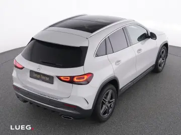 MERCEDES-BENZ GLA 250 4M AMG