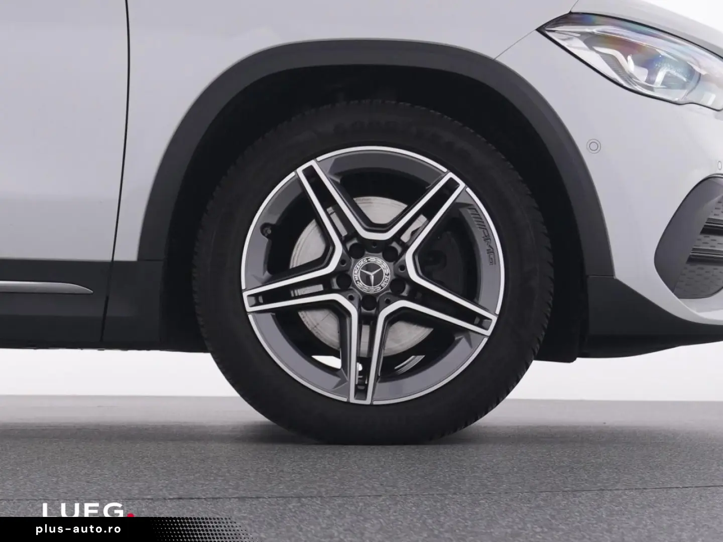 MERCEDES-BENZ GLA 250 4M AMG