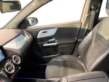 MERCEDES-BENZ GLA 250 4matic AMG