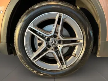 MERCEDES-BENZ GLA 250 4matic AMG