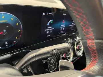 MERCEDES-BENZ GLA 250 4matic AMG