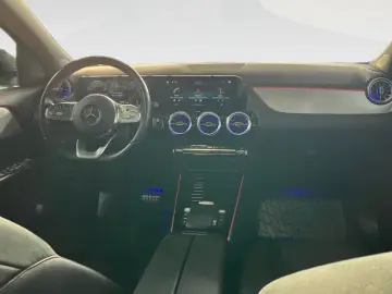 MERCEDES-BENZ GLA 250 4M AMG-Line