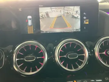 MERCEDES-BENZ GLA 250 4M AMG-Line