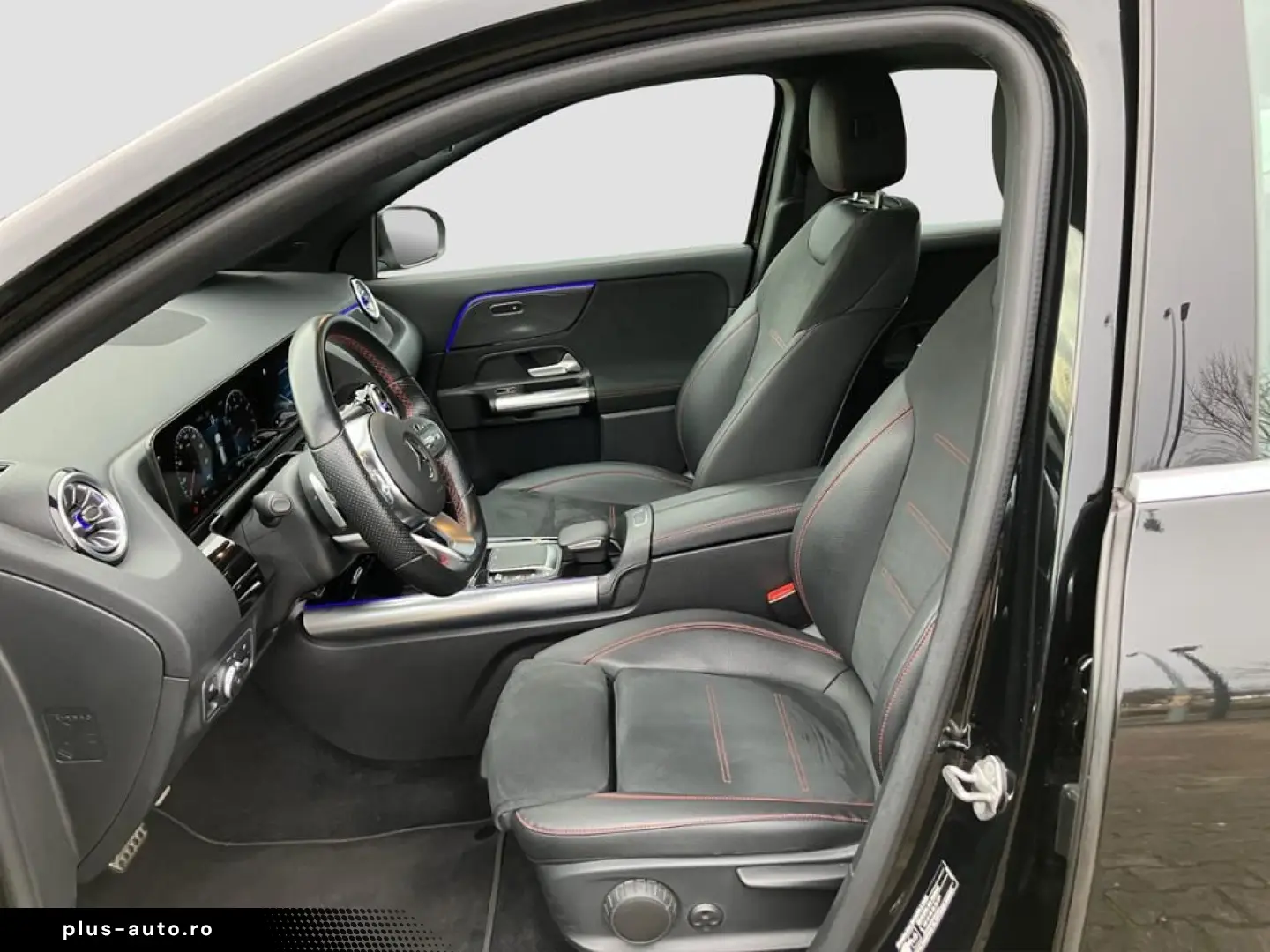 MERCEDES-BENZ GLA 200 4M AMG