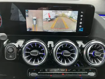 MERCEDES-BENZ GLA 200 4M AMG