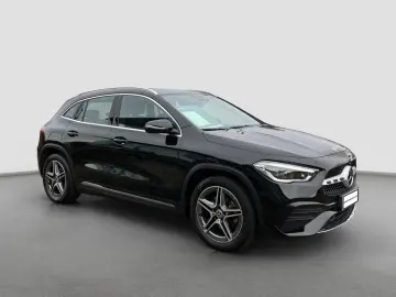 MERCEDES-BENZ GLA 200 4M AMG