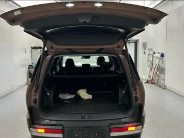 HYUNDAI Santa Fe 1.6T-GDI Signature Plug-In H. 4WD  7-SI