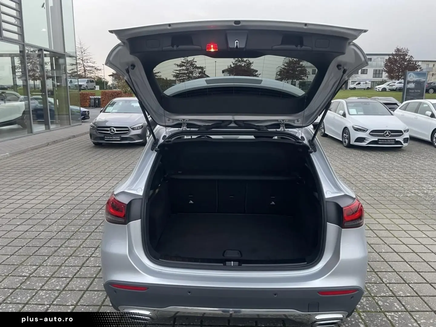 MERCEDES-BENZ GLA 220 d 4MATIC