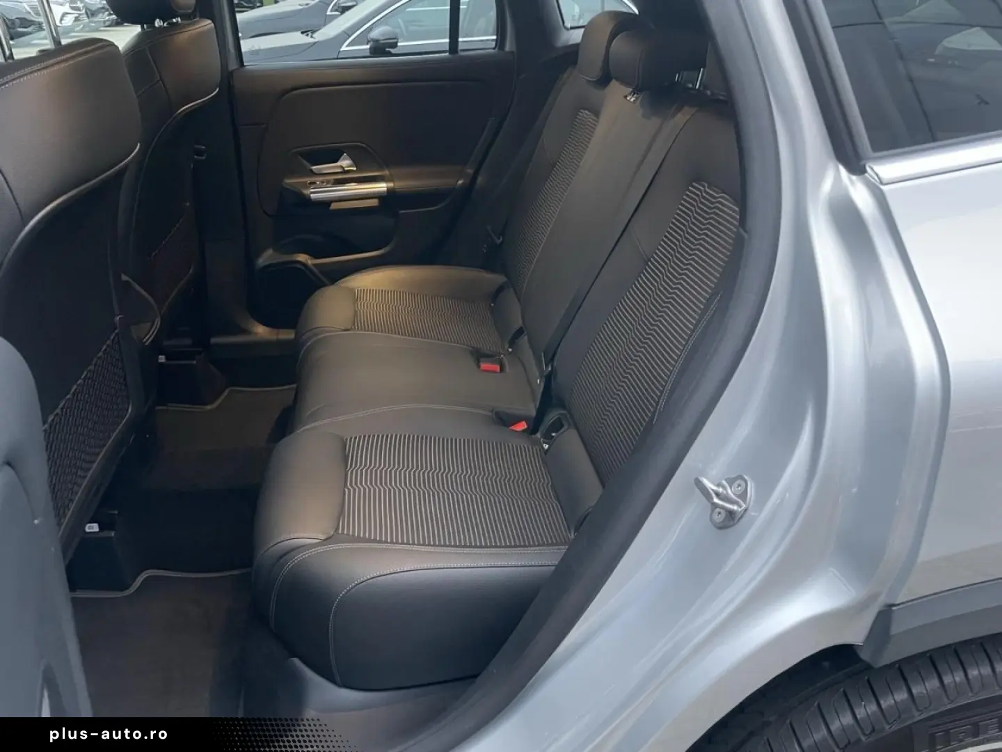 MERCEDES-BENZ GLA 220 d 4MATIC