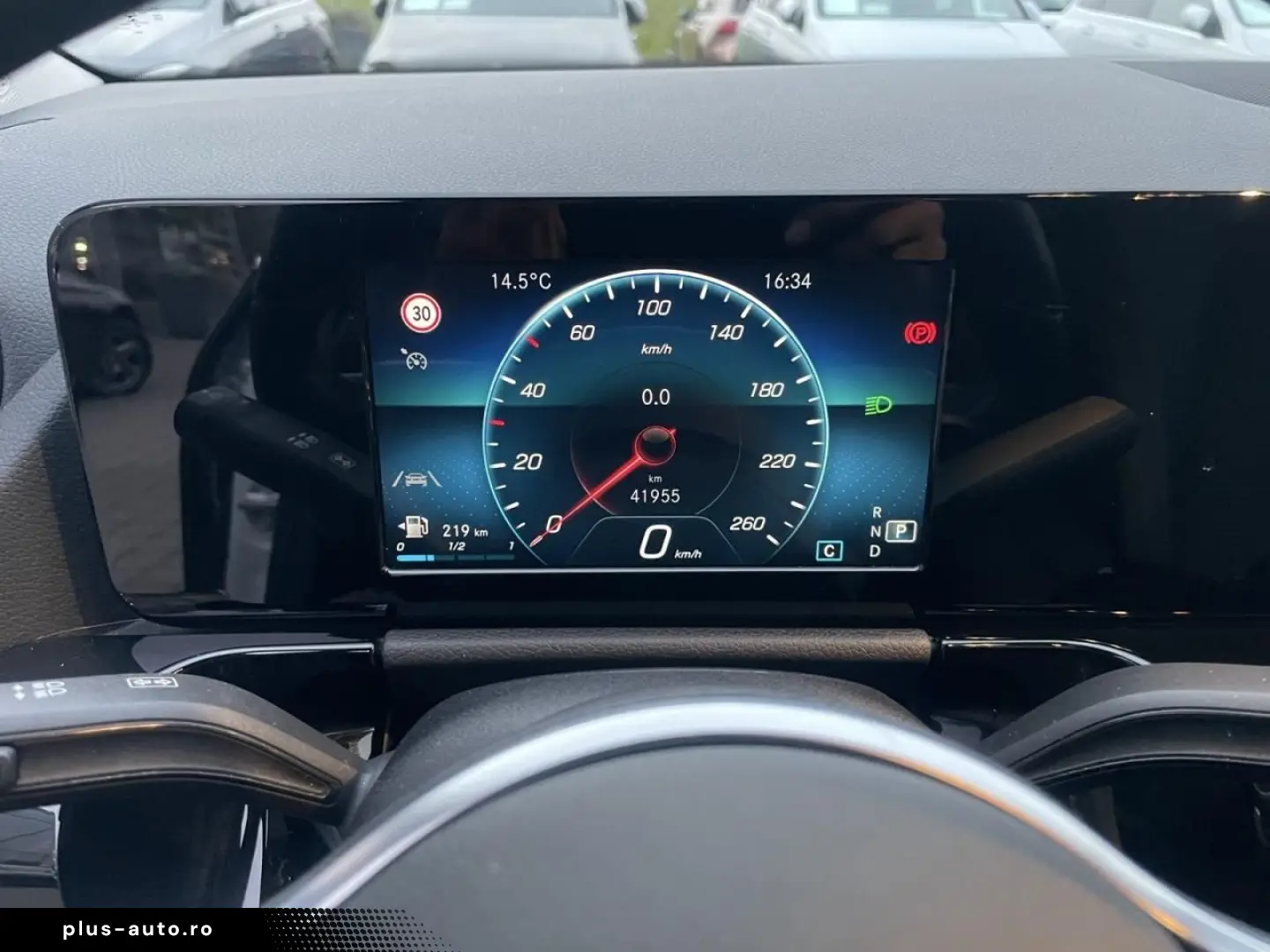 MERCEDES-BENZ GLA 220 d 4MATIC