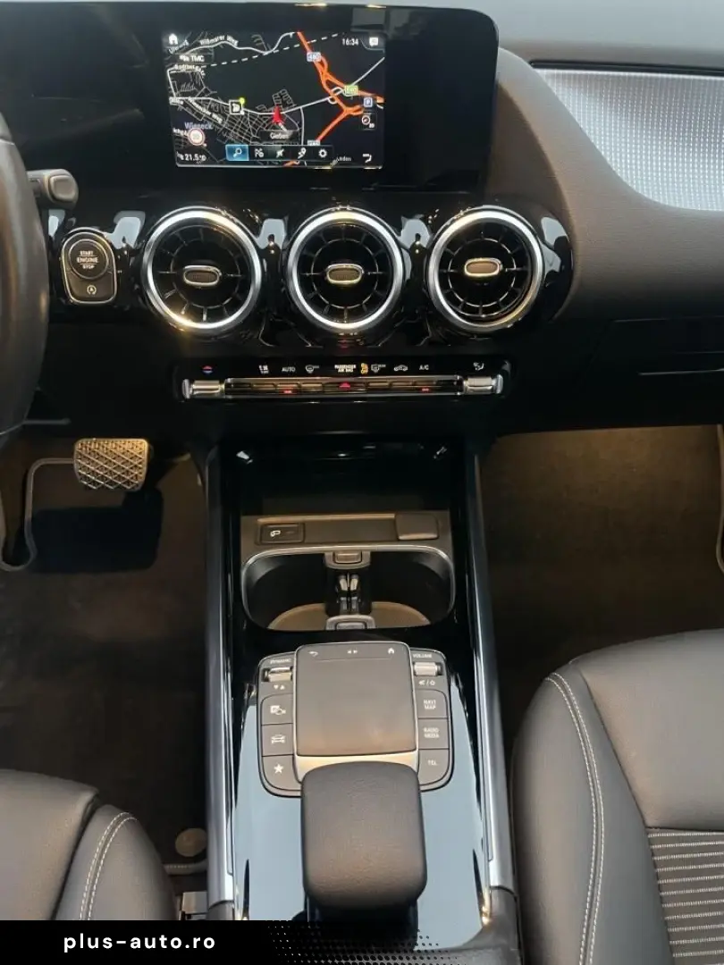 MERCEDES-BENZ GLA 220 d 4MATIC