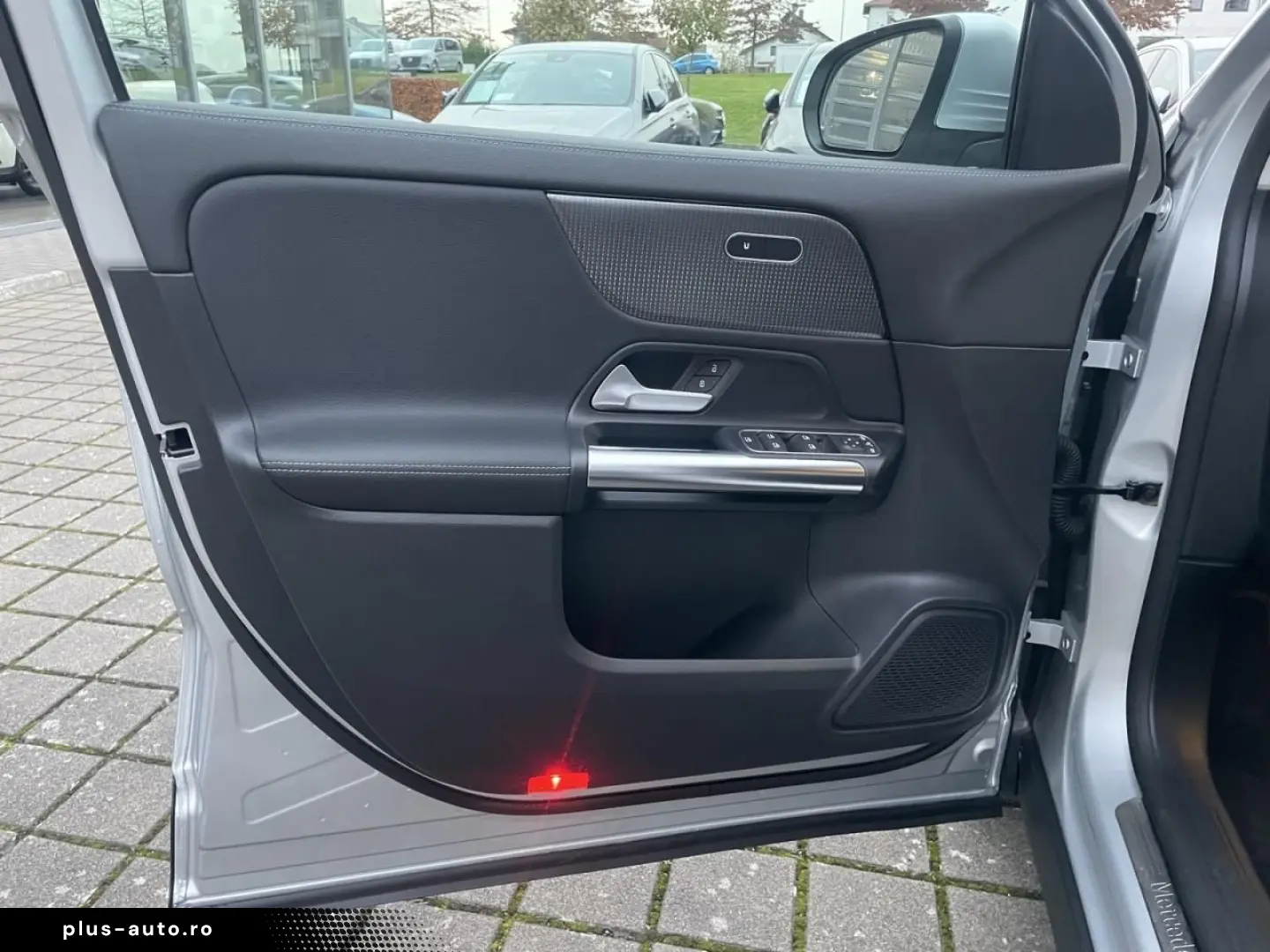 MERCEDES-BENZ GLA 220 d 4MATIC