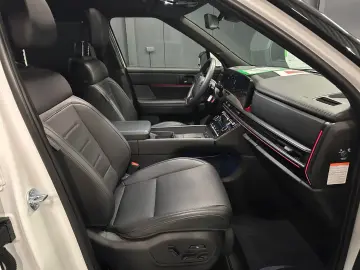 HYUNDAI Santa Fe 1.6 T-GDI Hybrid 4WD Blackline PANORAMA