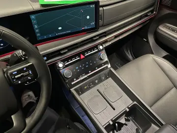 HYUNDAI Santa Fe 1.6 T-GDI Hybrid 4WD Blackline PANORAMA