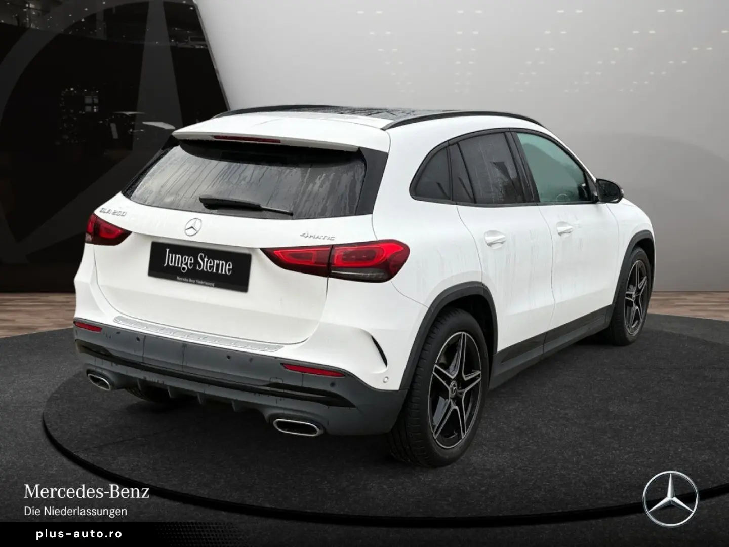 MERCEDES-BENZ GLA 250 4M AMG