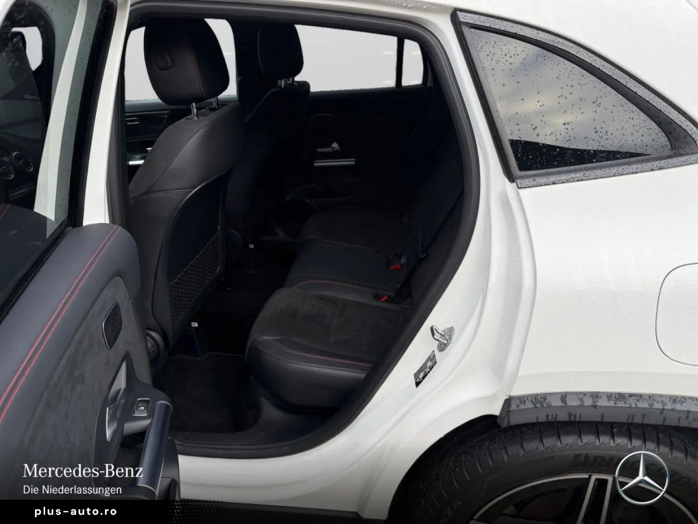 MERCEDES-BENZ GLA 250 4M AMG