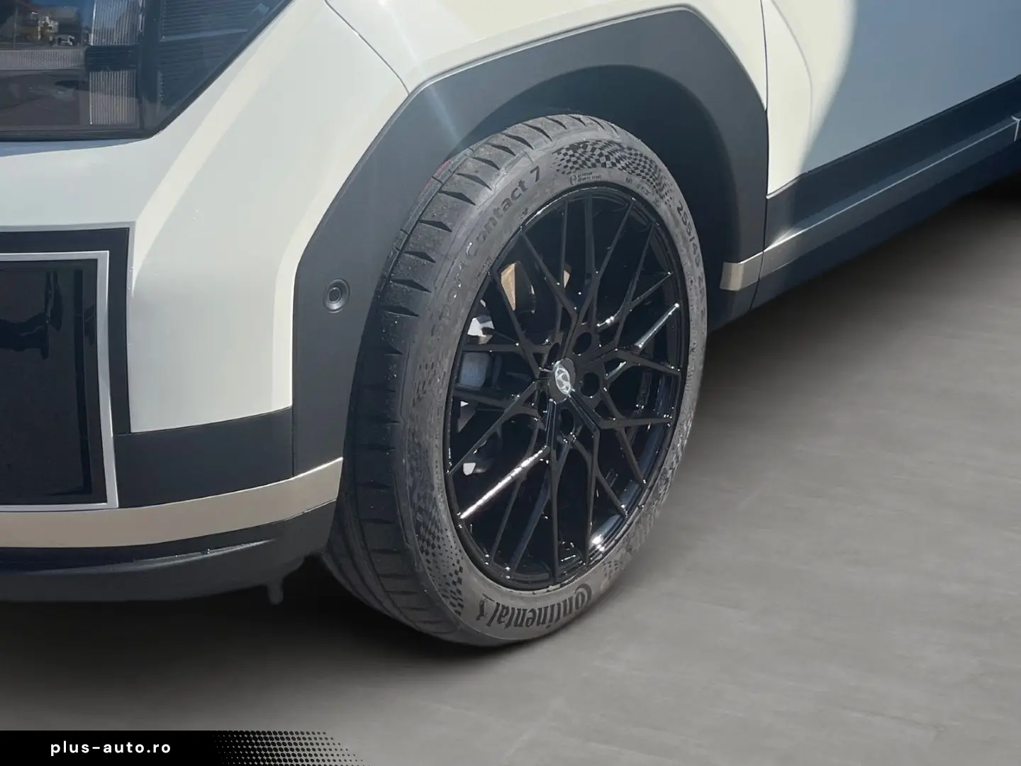 HYUNDAI SANTA FE Hybrid 1.6 Turbo 6-AT 4WD Intro