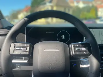 HYUNDAI SANTA FE Hybrid 1.6 Turbo 6-AT 4WD Intro