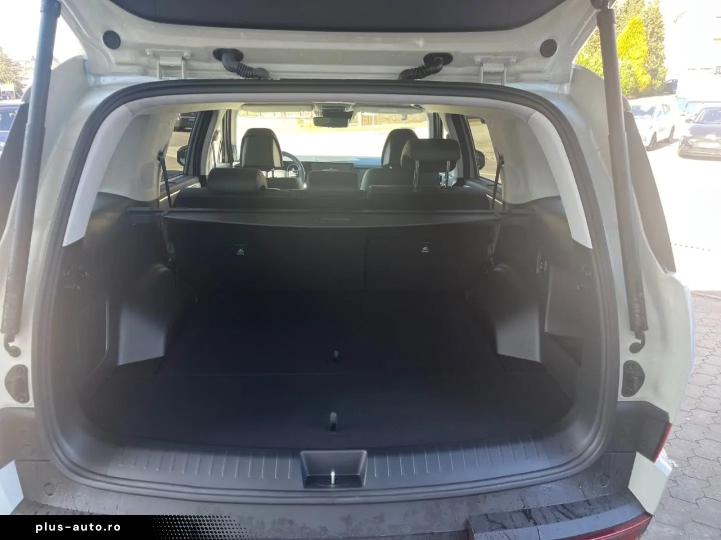 HYUNDAI SANTA FE Hybrid 1.6 Turbo 6-AT 4WD Intro