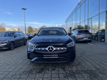 MERCEDES-BENZ GLA 200 4MATIC AMG