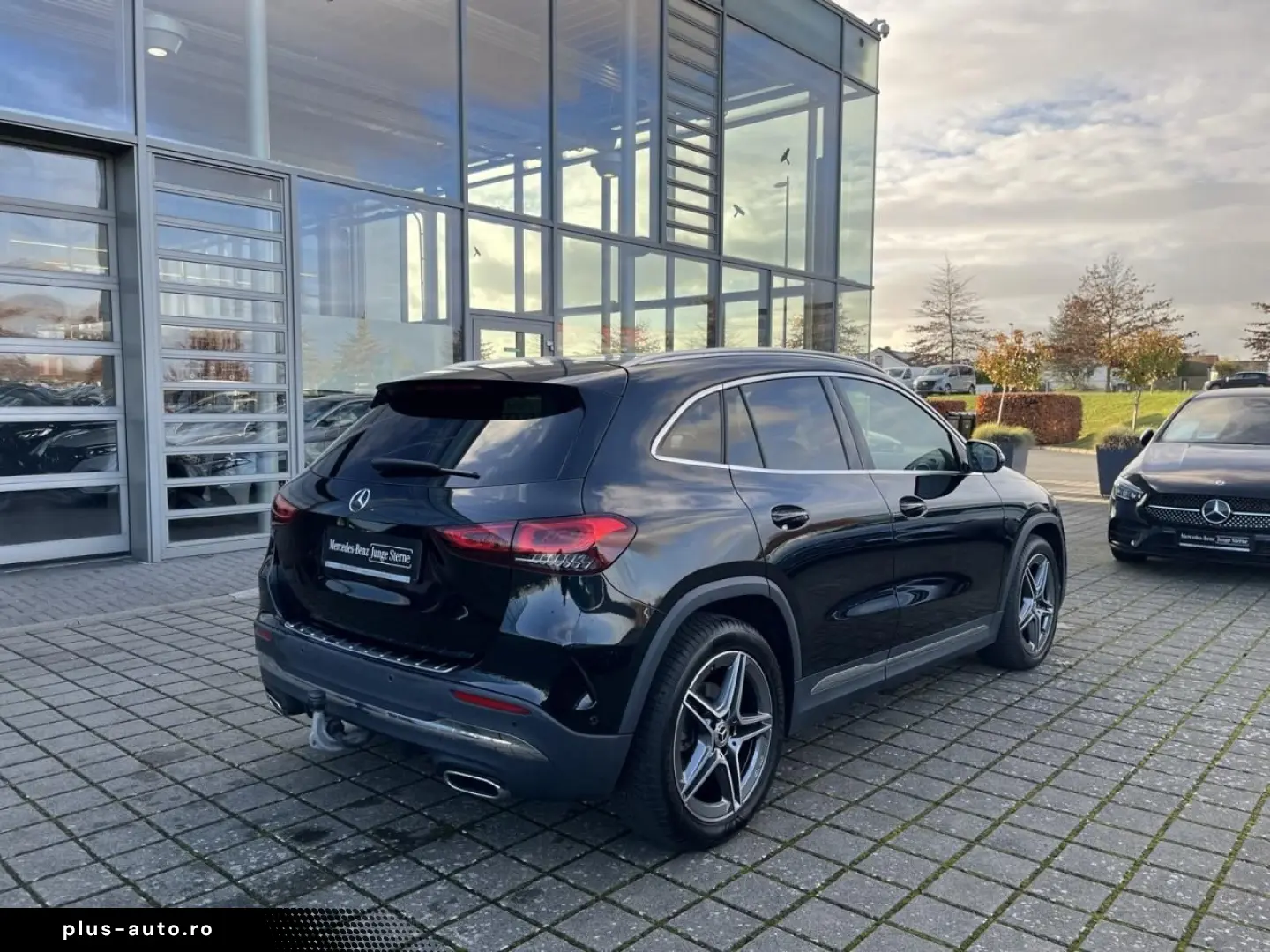 MERCEDES-BENZ GLA 200 4MATIC AMG