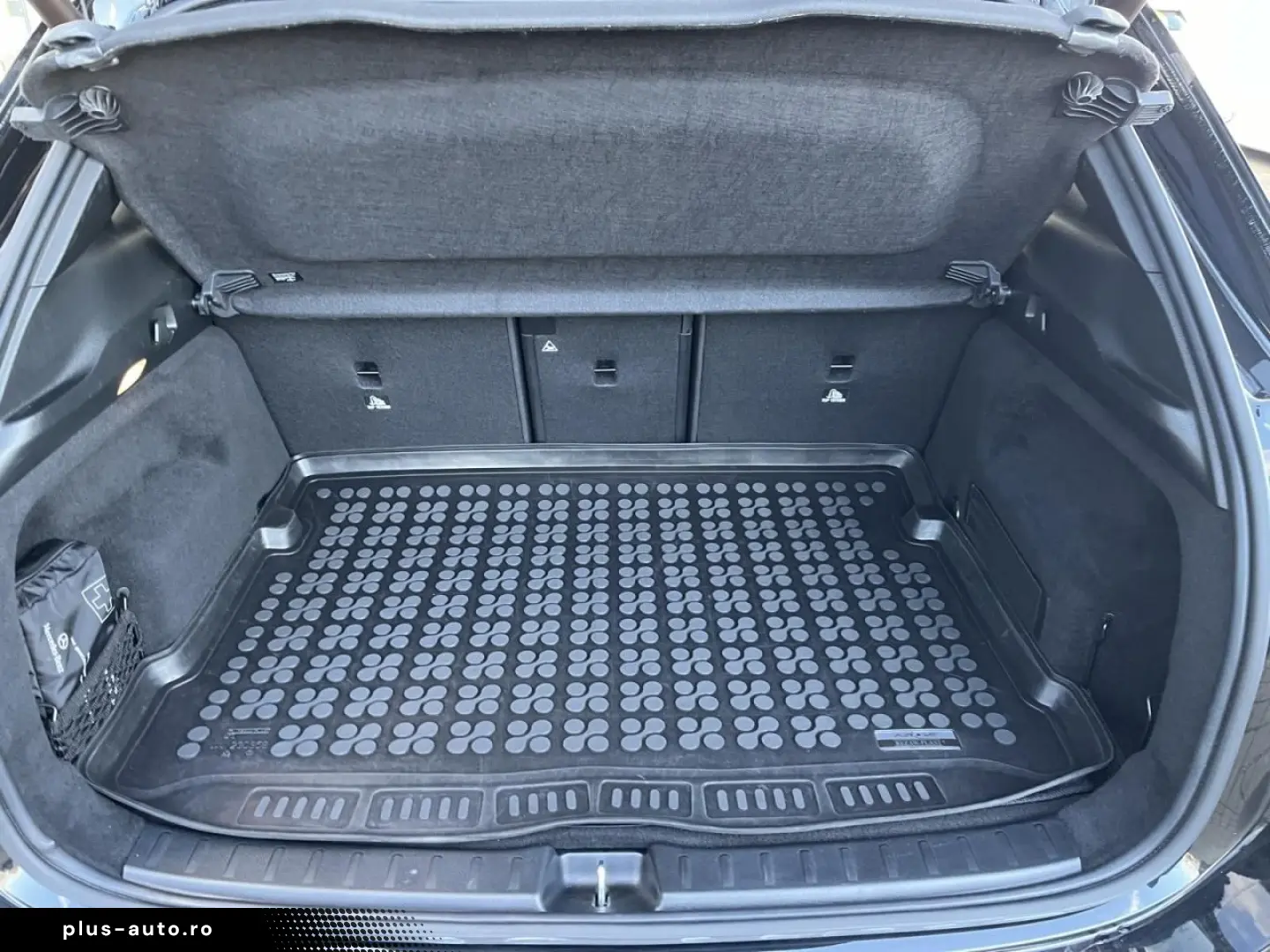 MERCEDES-BENZ GLA 200 4MATIC AMG