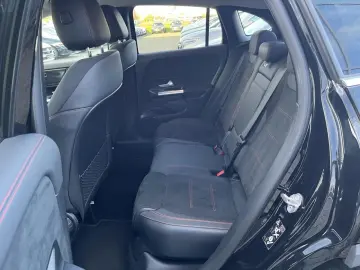 MERCEDES-BENZ GLA 200 4MATIC AMG