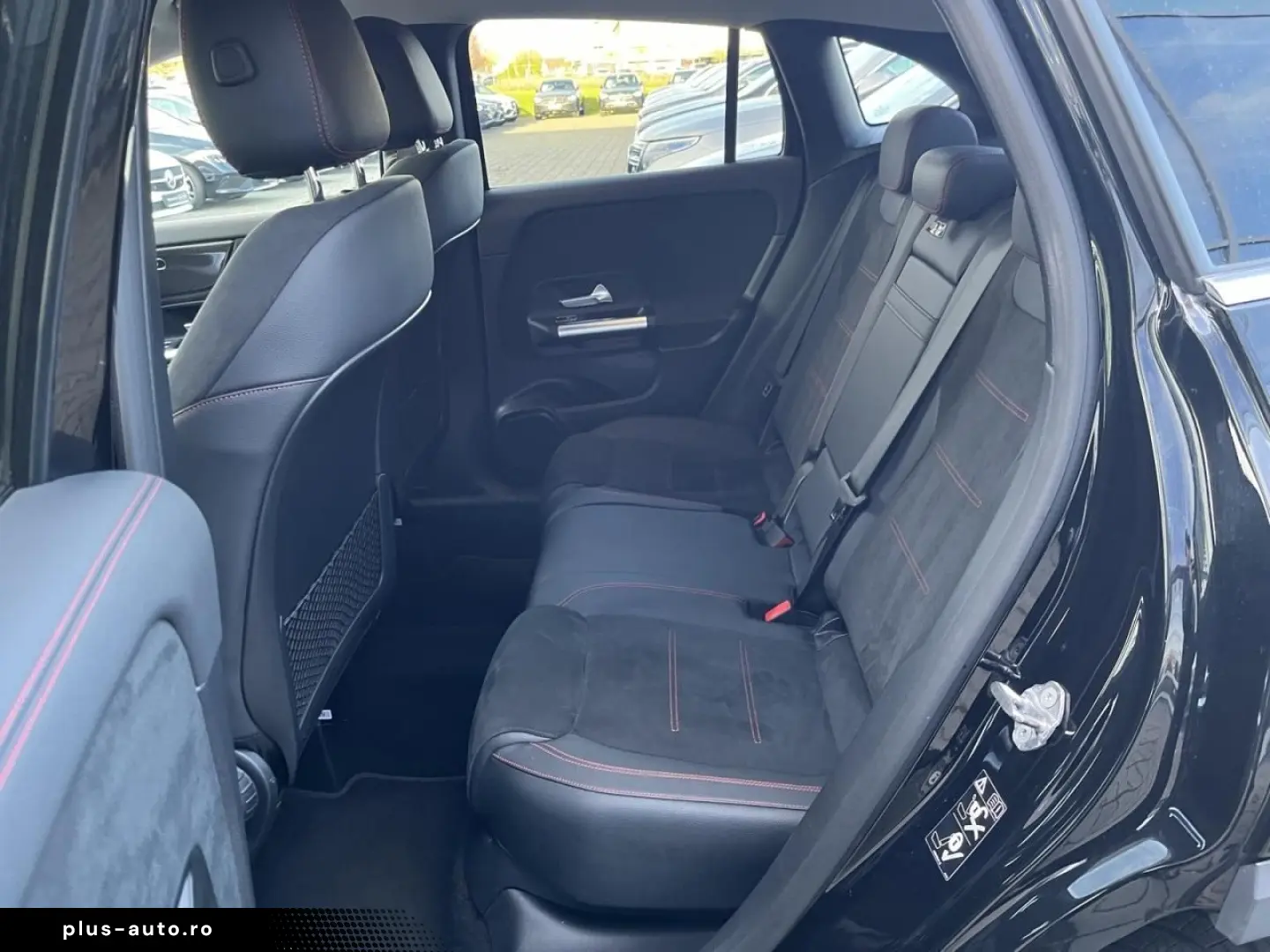 MERCEDES-BENZ GLA 200 4MATIC AMG