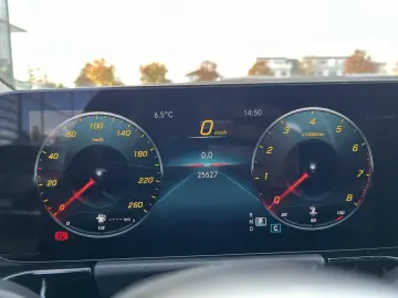 MERCEDES-BENZ GLA 200 4MATIC AMG